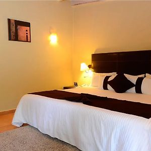 Habitación con Cama King